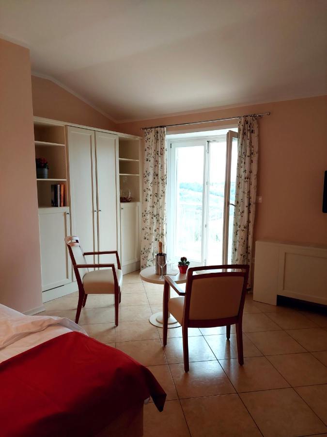 Hotel Kozana 多布罗沃 外观 照片
